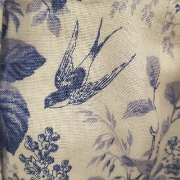 💕REFORMATION💕 Stilton Linen Top  Pompadour Blue White Floral Bird Print 2 NWT - Picture 9 of 13
